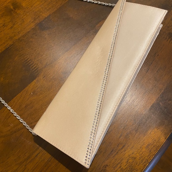 VINTAGE BOX SHAPED CHAIN CLUTCH - Picture 2 of 4